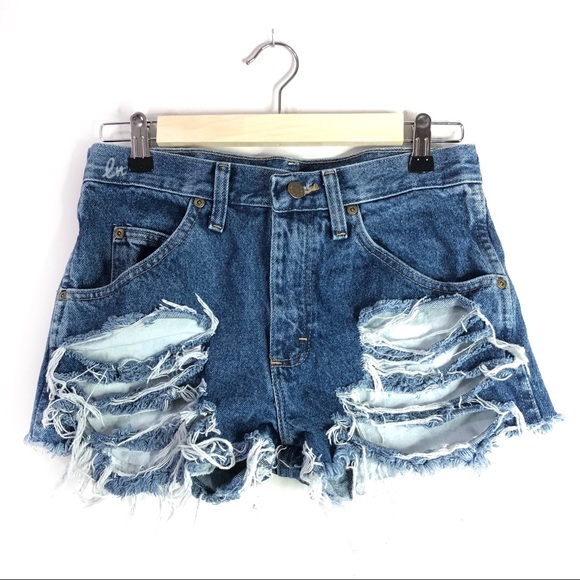 Womens Vintage Distressed Jean Shorts, Sexy Shorts - Picture 5 of 6